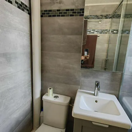 Charmant T2 Cabine Climatise Avec Piscine, Parking Et A 1 Km De La Plage, Ideal Pour 5 Pers. - Fr-1-607-144 Apartment *
