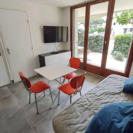 Charmant T2 Cabine Climatise Avec Piscine, Parking Et A 1 Km De La Plage, Ideal Pour 5 Pers. - Fr-1-607-144 Apartment Agde